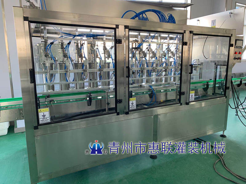 選購食用油灌裝機(jī)