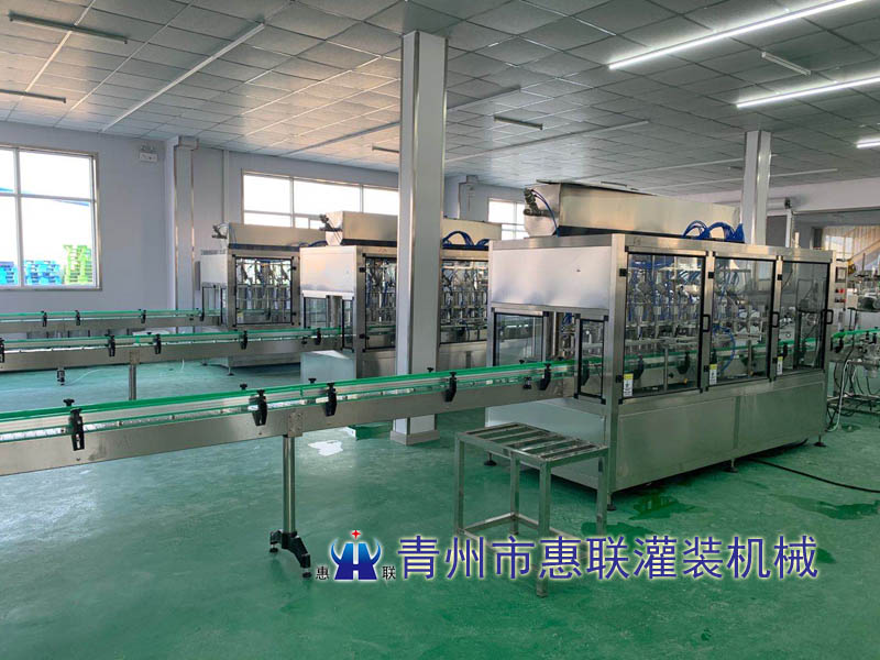 全自動洗潔精灌裝機 全自動洗潔精灌裝機