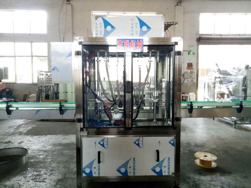 全自動(dòng)洗衣液灌裝機(jī)生產(chǎn)線 全自動(dòng)洗衣液灌裝機(jī)生產(chǎn)線