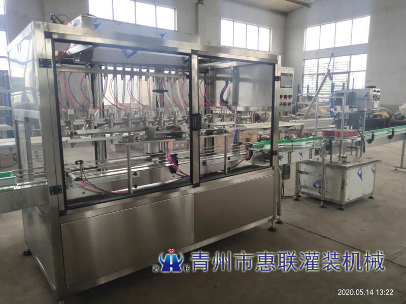 全自動(dòng)消毒液灌裝機(jī)發(fā)往山東