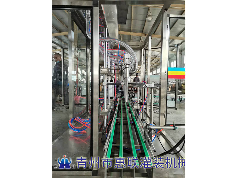 汽車尾氣潔凈液灌裝機(jī)