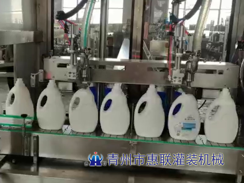雙頭追蹤式洗潔精灌裝機(jī)