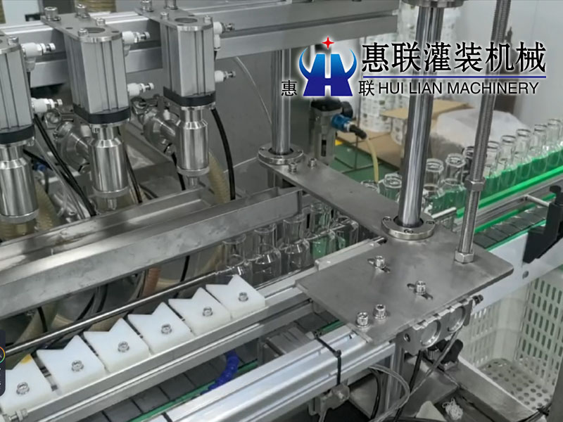 六頭沙拉醬灌裝機(jī)